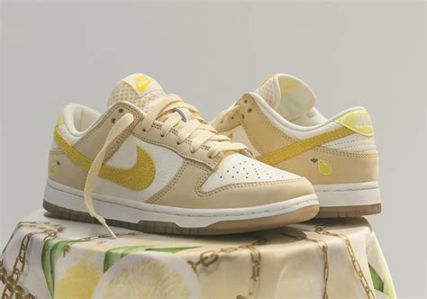 lemon dunk nike|Nike lemon dunk low.